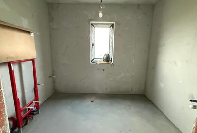 Duplex cu 4 camere cu Canalizare în Moșnița Nouă - 8