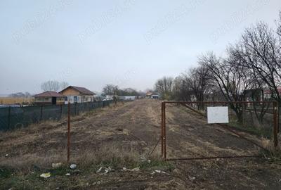 Teren de 1250 mp, în Nanov - 5