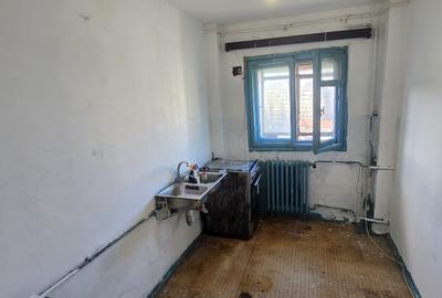 De vanzare - Apartament decomandat Metrou Dristor - 5