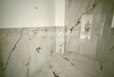 Apartament cu 3 camere în Central - 1