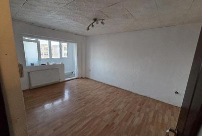 Apartament cu 2 camere decomandat în Obor - 8