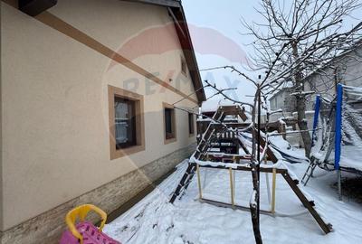 Casă / Vilă cu 4 camere de vânzare în zona Bujac-Arad - 28