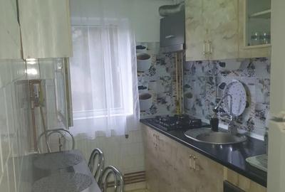 Inchiriez apartament 2 camere decomandate etaj 1 in Blascovici - 4