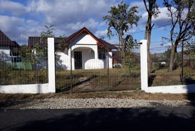 Casa langa Valenii de Munte