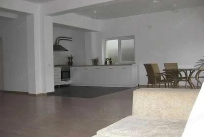 Casă cu 5 camere cu Teren 200 Mp în Central - 24