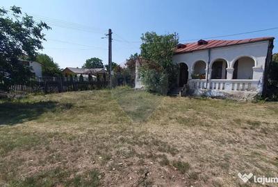 Casă cu 4 camere cu Teren 1000 Mp în Urechești - 7