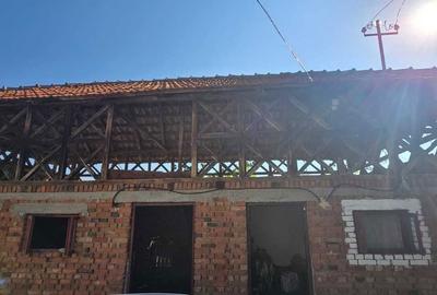 Casă cu 2 camere în Bârseștii de Sus - 3