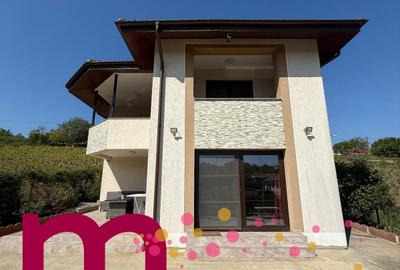 Casă individuală cu 6 camere în Malcoci