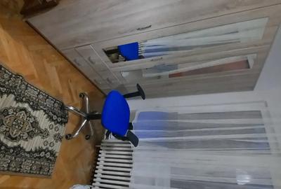 Apartament cu 3 camere decomandat în Central - 1