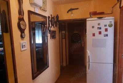 Apartament cu 3 camere semidecomandat în Central - 10