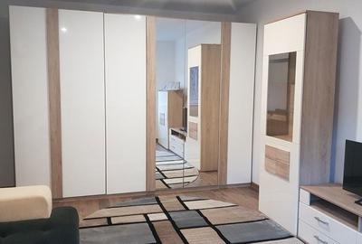 Apartament cu 2 camere decomandat în Central - 9
