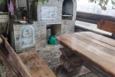 Casă cu 6 camere cu Teren 400 Mp în Rădăuți - 1