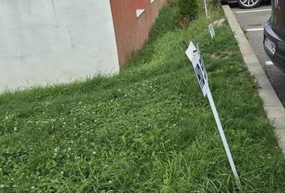 Vand apartamnet Lupeni . - 2