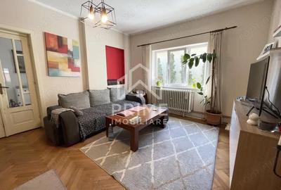 Casă cu 3 camere cu Teren 1250 Mp în Central - 11