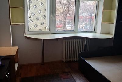 Apartament decomandat în Titulescu - 4