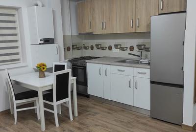 Apartament cu 2 camere decomandat, mobilat în Sud - 3