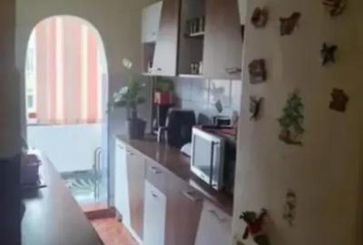 Apartament cu 3 camere decomandat în Bartolomeu - 2