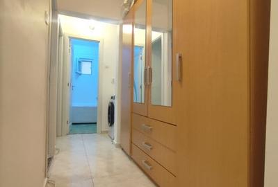 Apartament cu 3 camere decomandat, mobilat în Central - 1