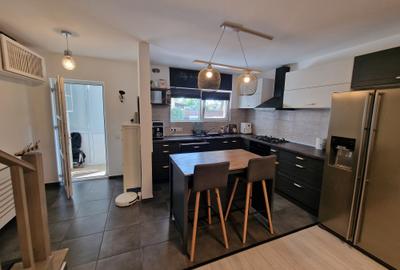 Vila 4 camere Tunari Mobilata Utilata Curte amenajata! Vila 4 camere Tunari Mobilata Utilata Curte amenajata! - 7