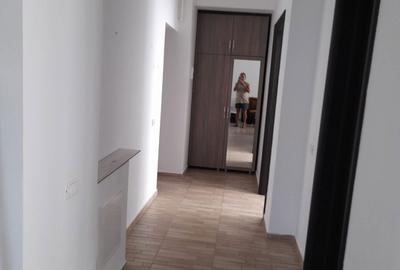 Apartament cu 2 camere decomandat în Roșu - 8