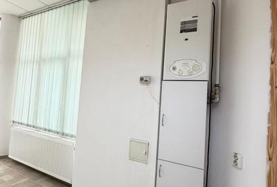 Spațiu comercial, de 33 mp, în Ultracentral - 2