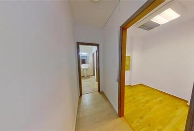 Spatiu birouri, renovat, Centrul Civic, Brasov. - 13