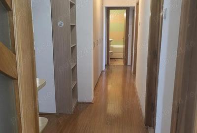 Agentie inchiriem 3 camere decomandat 1 Mai-Sara,Centrala,AC modern Agentie inchiriem 3 camere decomandat 1 Mai-Sara,Centrala,AC modern - 3