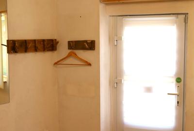 Spațiu comercial, de 28 mp, în Cetatea - 1