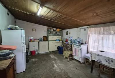 Inel II -Coiciu -scoala generala 39 -casa chirpic 77 mp +teren 236 mp - 6