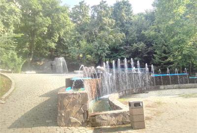 Casă cu 4 camere în Central - 4