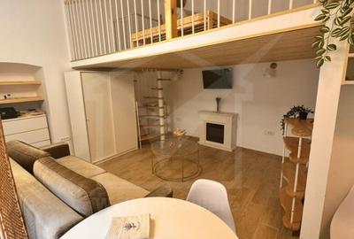 Apartament tip studio etajat, ultracentral, mobilat si utilat !