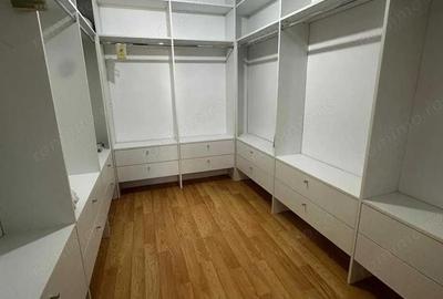 Casă cu 2 camere cu Teren 1000 Mp în Central