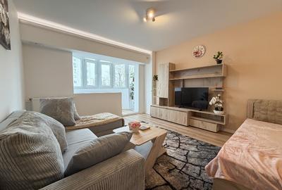 Garsonieră decomandată în Titan - 2