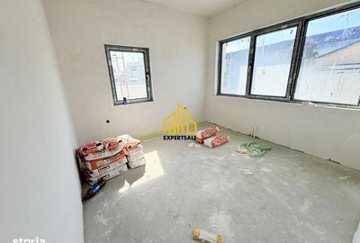 Casă cu 5 camere cu Teren 270 Mp în Central - 9