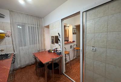 Apartament 3 camere de vânzare – Sos. Giurgiului, Sector 4 | 120.000 € - 12