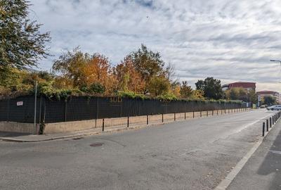 Spațiu comercial, de 52.869998931885 mp, în Sud - 9