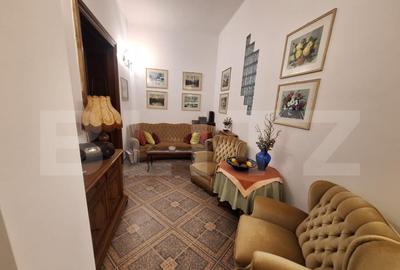 Apartament cu 4 camere decomandat în Neptun - 1