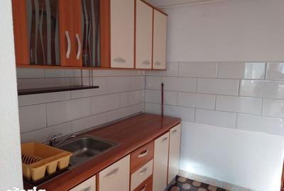 Apartament cu 3 camere decomandat în Central - 8