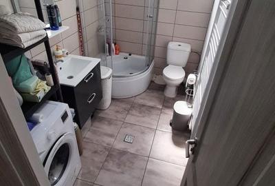 Apartament cu 2 camere decomandat în Lespezi - 3