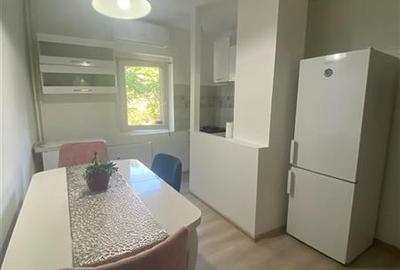 Garsonieră decomandată, mobilată în Vitan - 4