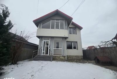 Casă cu 4 camere în Săucești - 12