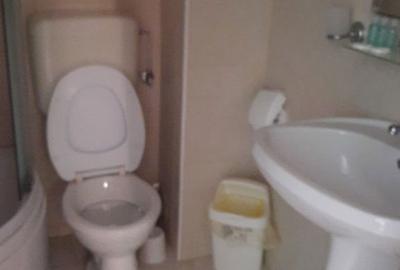 Casă cu Teren 1000 Mp în Central - 18