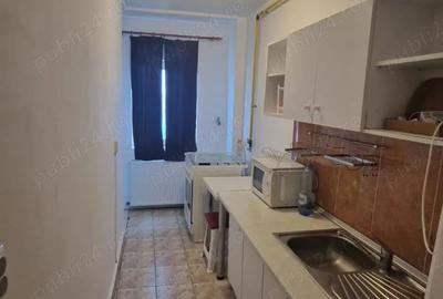 Garsoniera de vanzare, etaj 7 7, Ploie?ti, str. Mara?e?ti - 3