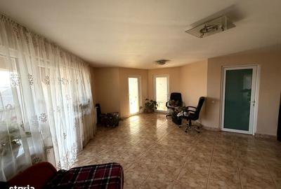 Casă cu 4 camere cu Teren 2300 Mp în Sântandrei - 6