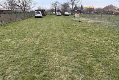 Teren de 750 mp, în Nord-Est