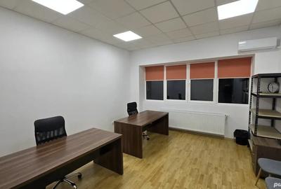 Spațiu comercial, de 25 mp, în Central - 1