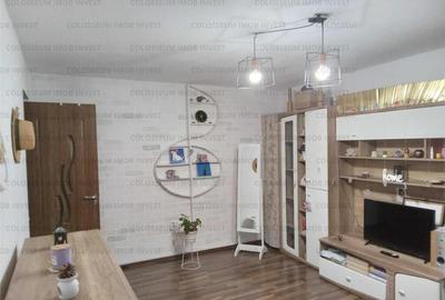 Apartament 2 camere, decomandat - zona Tractorul - 1