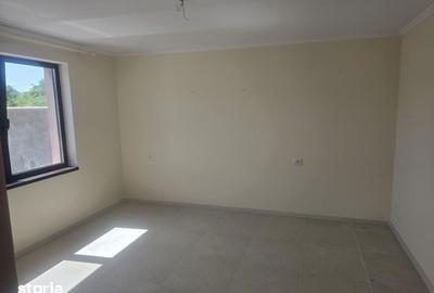 Casă cu 3 camere cu Teren 155 Mp în Calea Aradului - 7