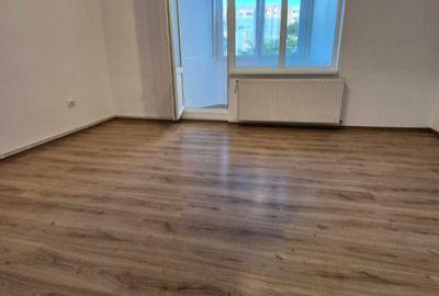 Garsonieră decomandată în 1848