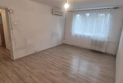 Apartament cu 4 camere decomandat în Drumul Taberei - 5